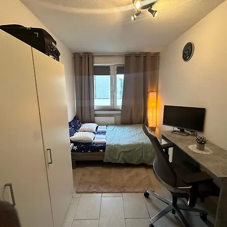 Homestay Modernes Und Stilvolles Mit Grosser Terrasse Neben Dem Bahnhof Giessen
