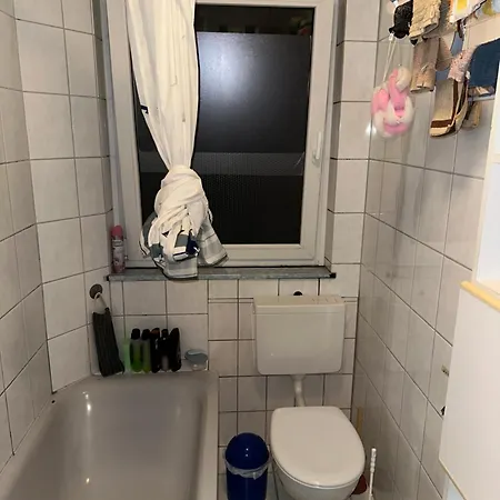 Modernes Und Stilvolles Mit Grosser Terrasse Neben Dem Bahnhof Alloggio in famiglia