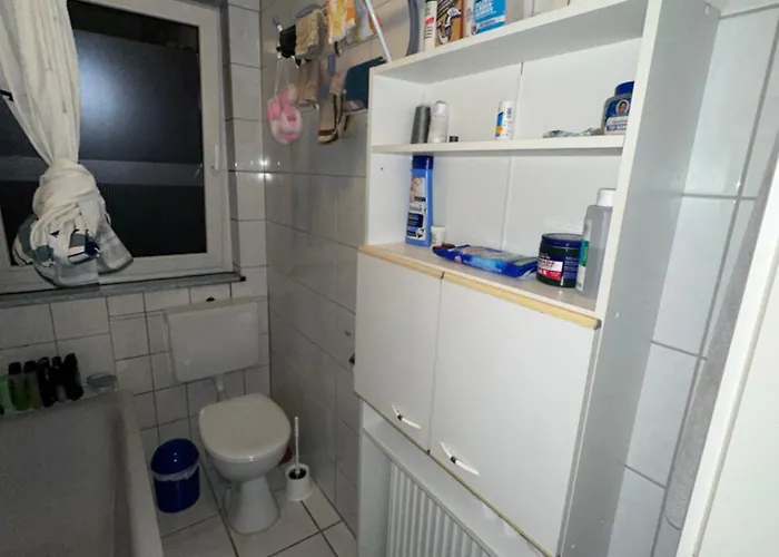 Modernes Und Stilvolles Mit Grosser Terrasse Neben Dem Bahnhof Homestay szállás