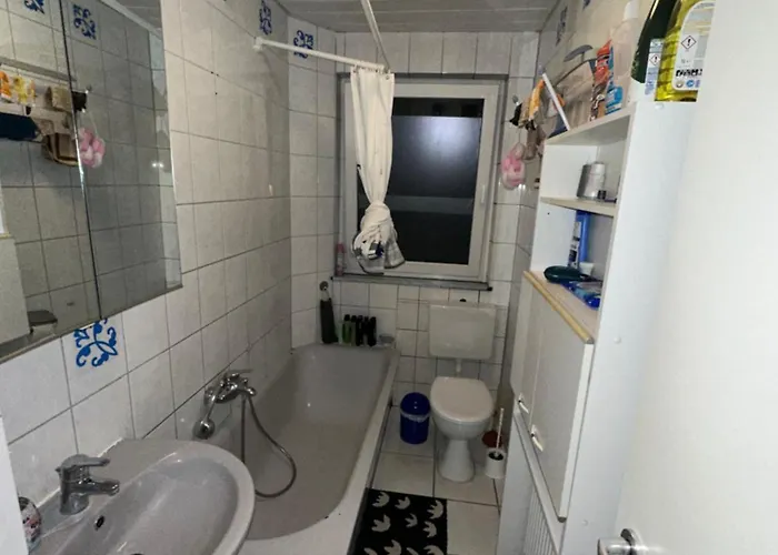 Modernes Und Stilvolles Mit Grosser Terrasse Neben Dem Bahnhof Homestay szállás