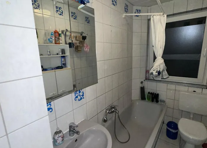 Homestay szállás Modernes Und Stilvolles Mit Grosser Terrasse Neben Dem Bahnhof