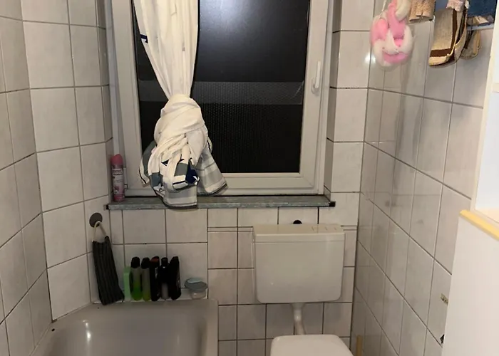 Modernes Und Stilvolles Mit Grosser Terrasse Neben Dem Bahnhof Homestay szállás